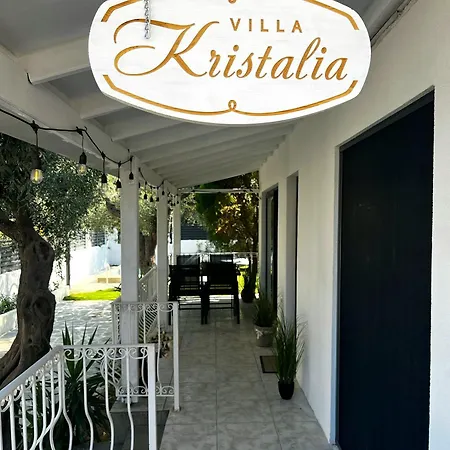Kristalia Willa *